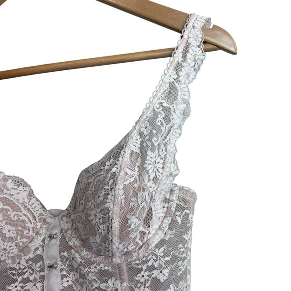 Victorias Secret Bustier Corset Bra Top Size 32C Lace White Nude Sexy Y2K Womens - Picture 2 of 7